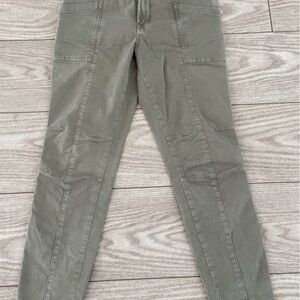 J Brand women’s jeans. Size: 26